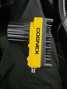 821-0041-1r Cognex 825-0282-1r Rev 01 Camera With Patmax N