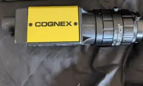 Is8400m-363-50 Cognex In-sight Vision Camera With Edmund Optics Lens 25mm / F1.4